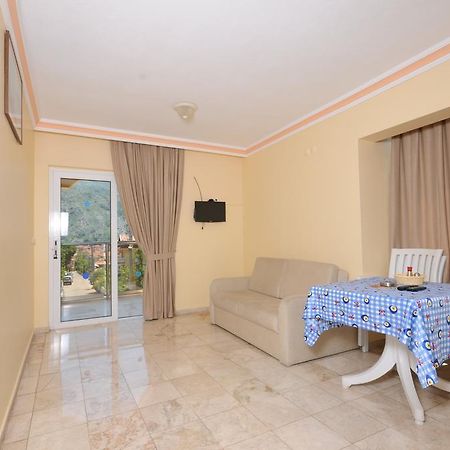 Kleopatra Apartments Icmeler Мармарис Екстериор снимка