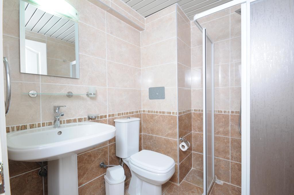 Kleopatra Apartments Icmeler Мармарис Екстериор снимка